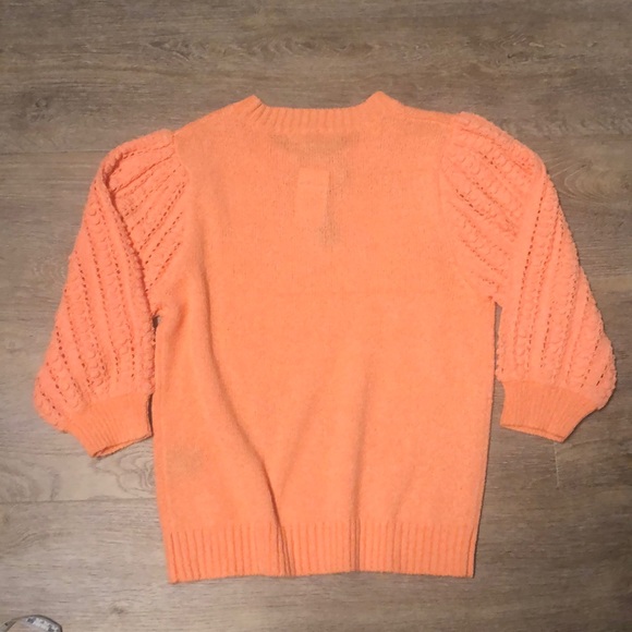 Brand🆕❤️🔥❤️ LOVE AT FIRST FIND knit top. - Picture 2 of 9